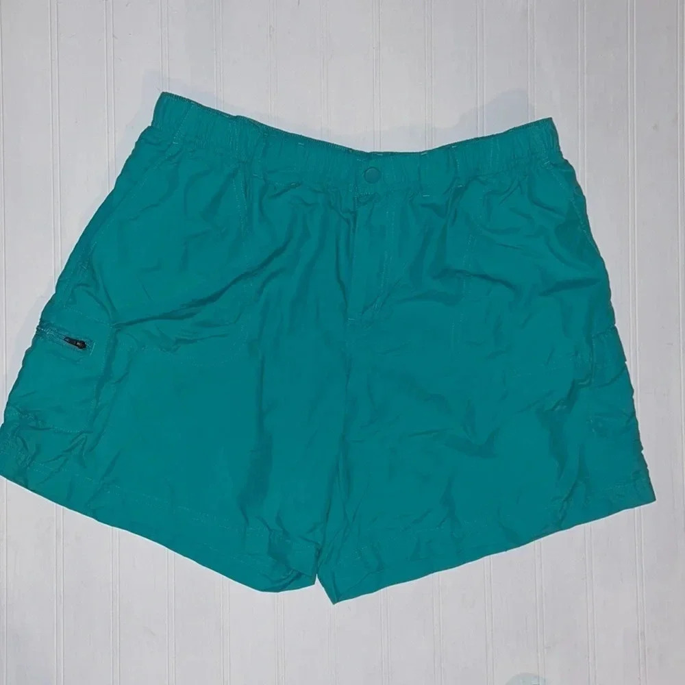 Columbia PFG Nylon Shorts Women Elastic Waist with one Button Large